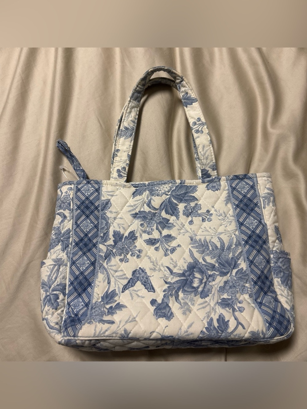 Vera Bradley Vera Zip Tote in Blue Toile Print
